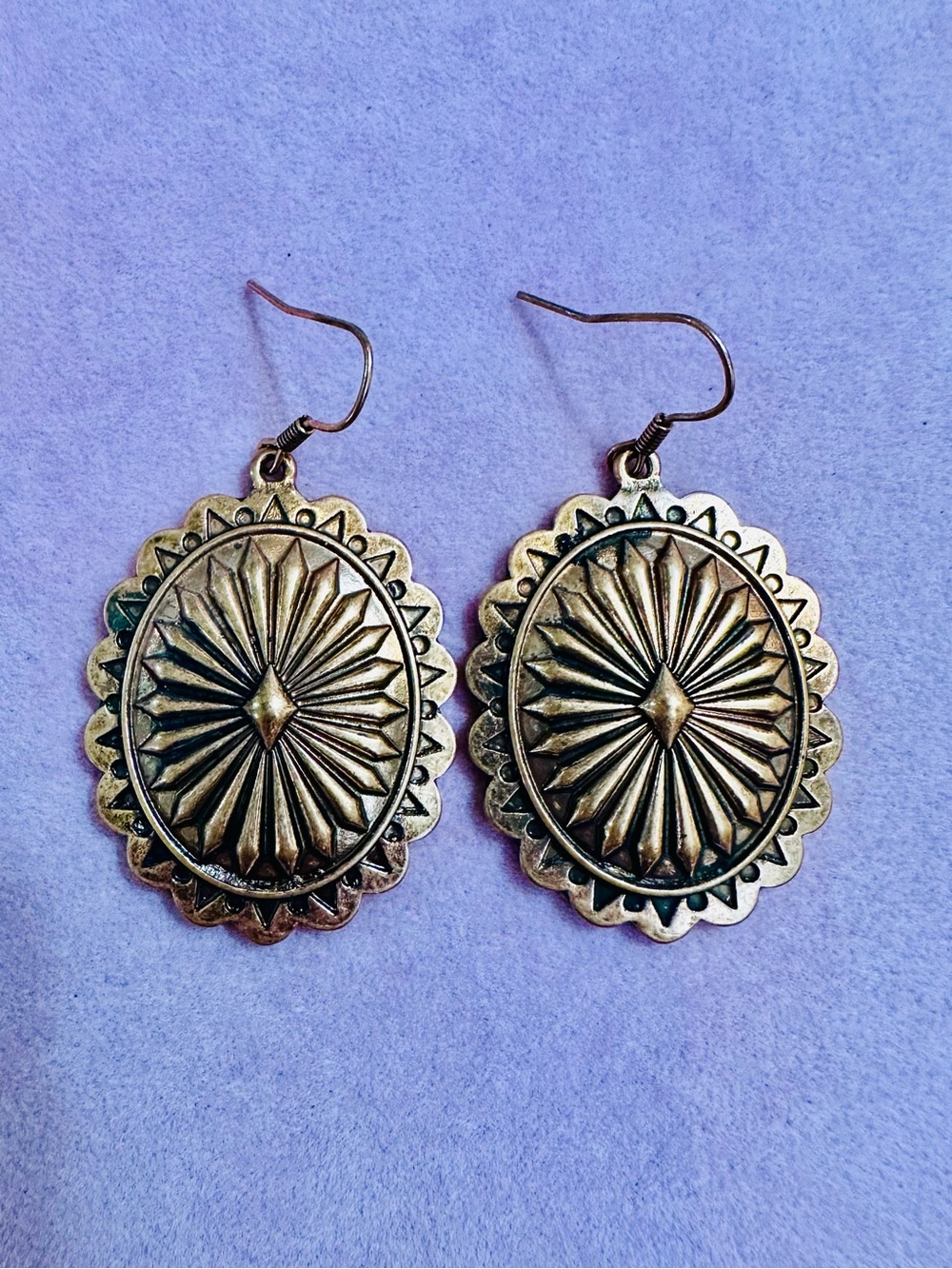 NWT Antique Gold Western Concho Medallion Dangle Earrings
